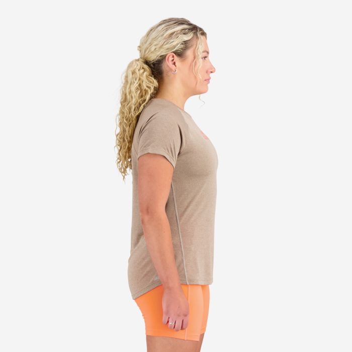 New Balance Dame T-shirts Printed Impact Run Short Sleeve Brun