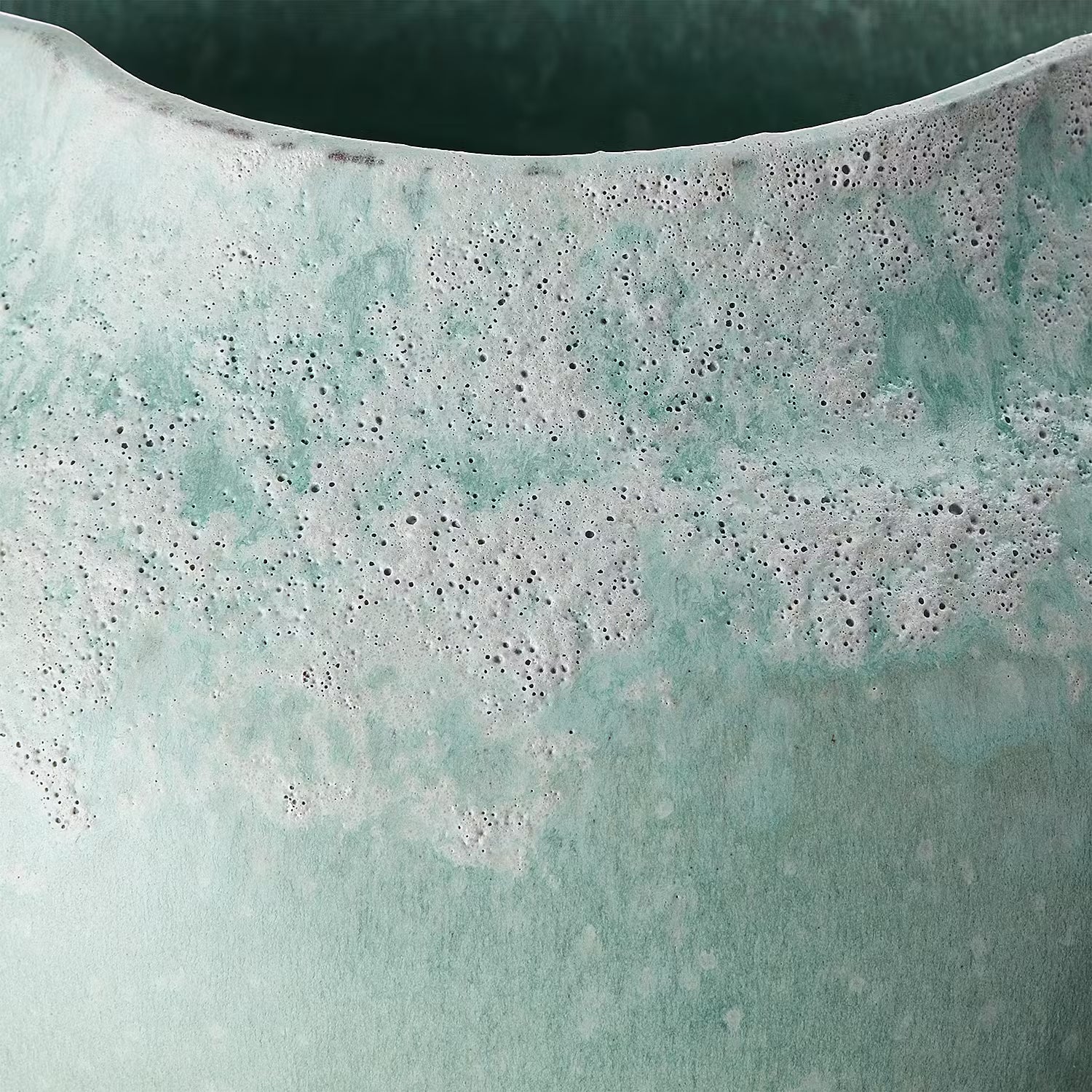 MARE Vase