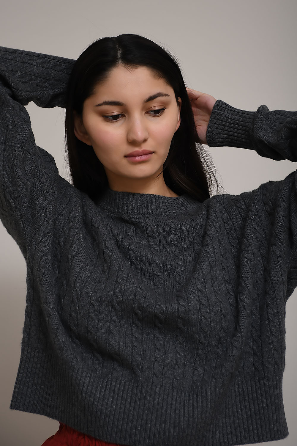 Cropped wool cable crew