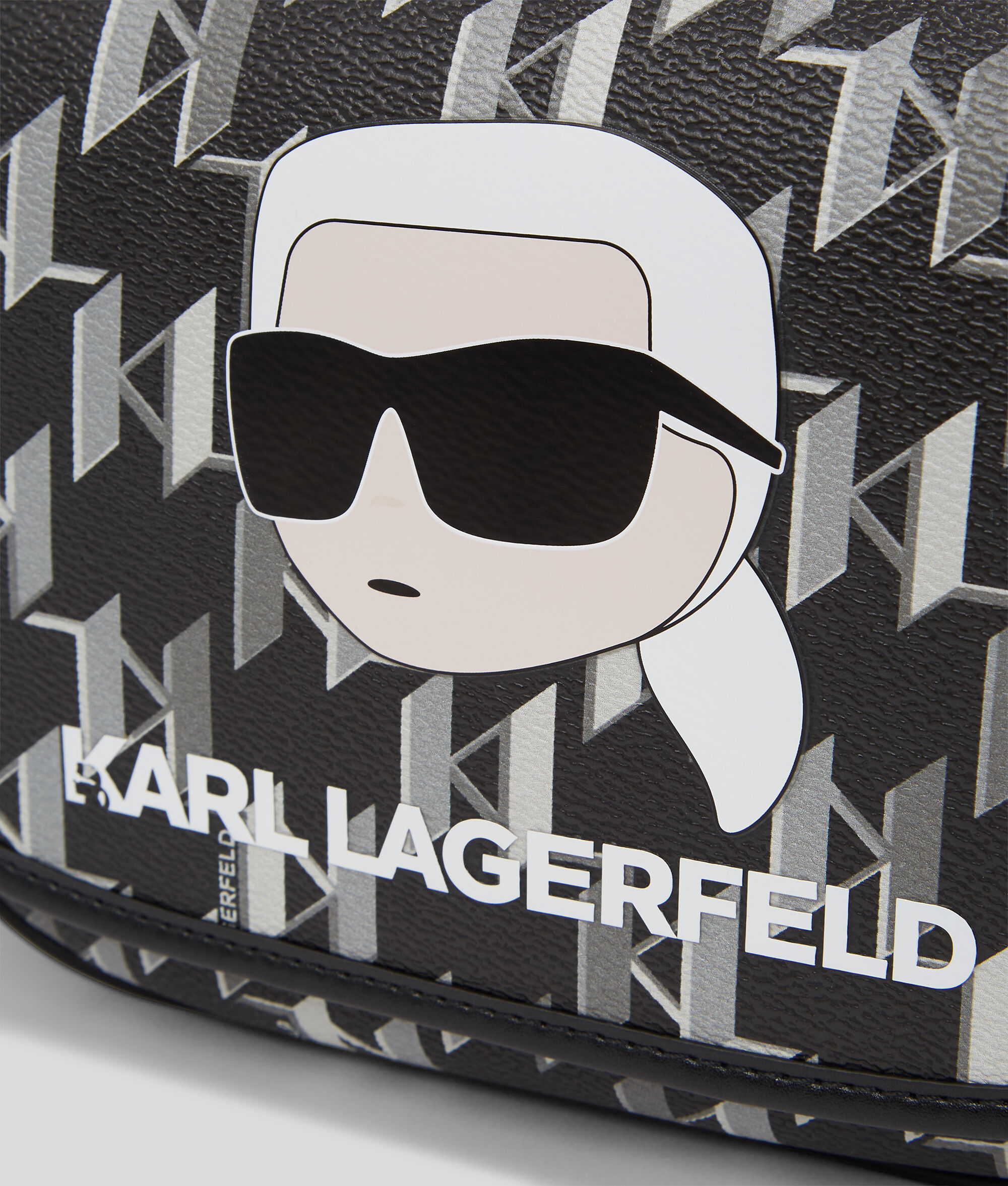 PETIT SAC BANDOULIÈRE K/IKONIK MONOGRAM