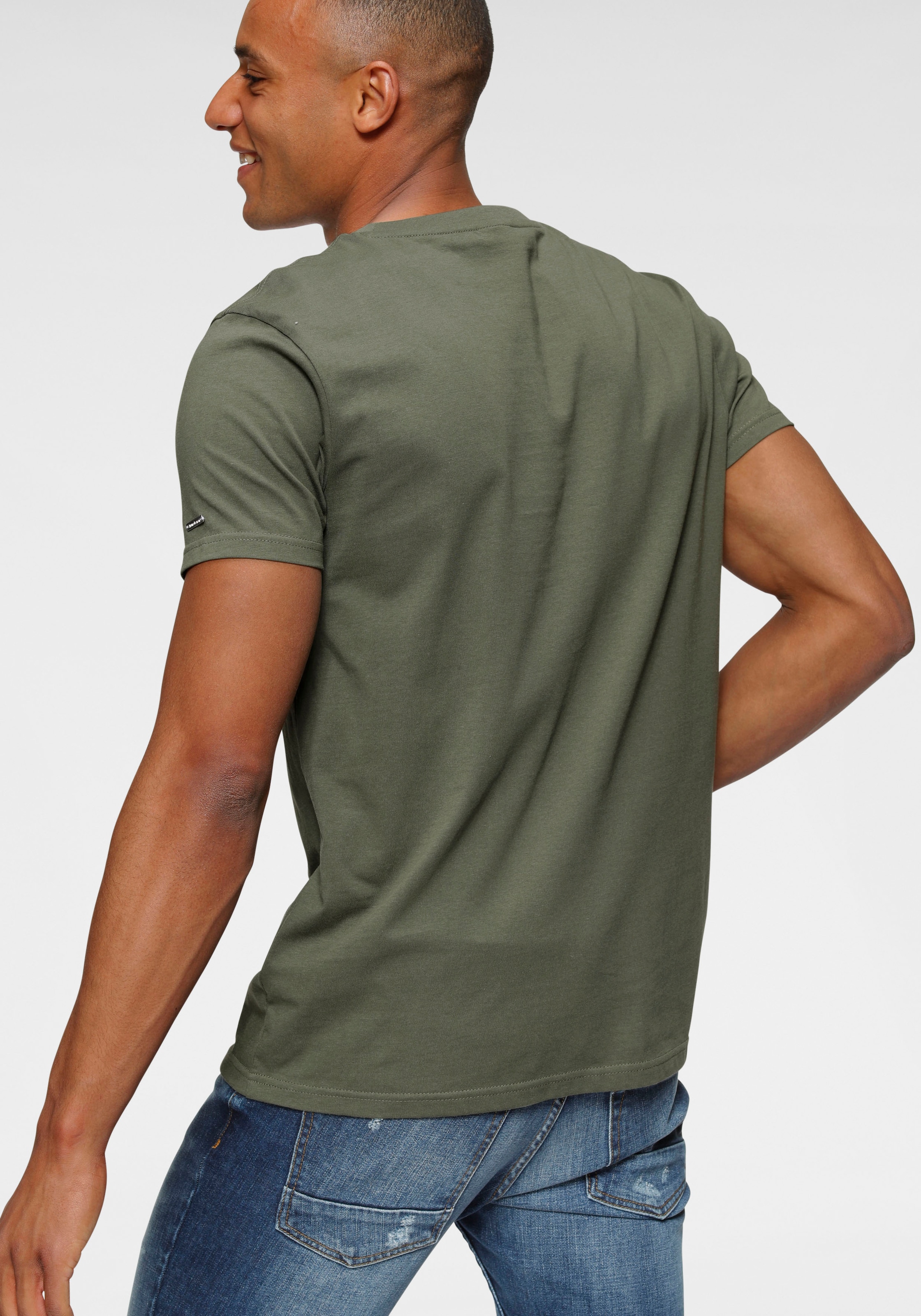 Bruno Banani T-Shirt , kurzärmelig,  schmal geschnitten,  Rundhalsausschnitt
