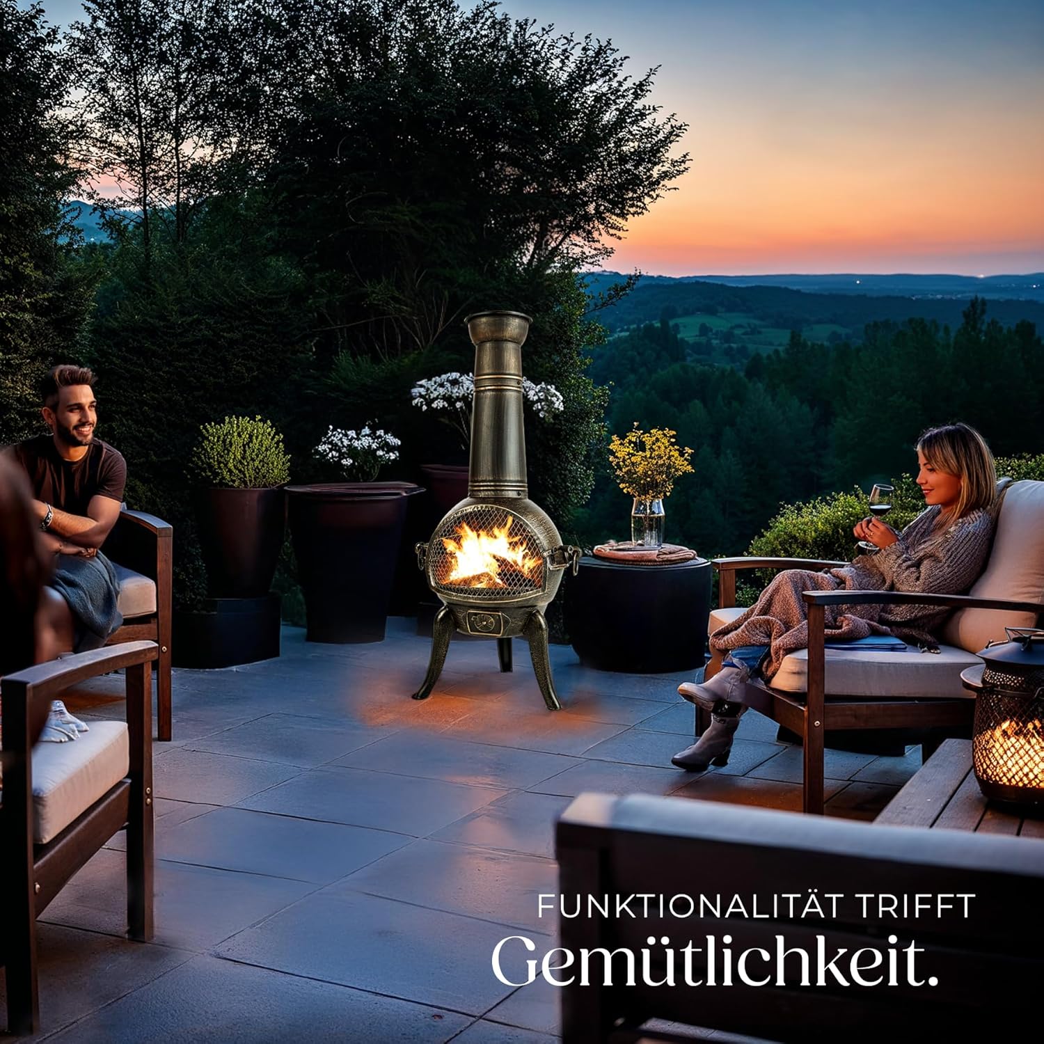 tectake® Vintage Outdoor Terrassenofen, Gartenofen aus Gusseisen, Raketenofen, Aztekenofen mit Funkenschutz, Grill Rost und Schürhaken, Gartendeko Kamin, Deko für Terrassen oder Balkon, Kaminofen