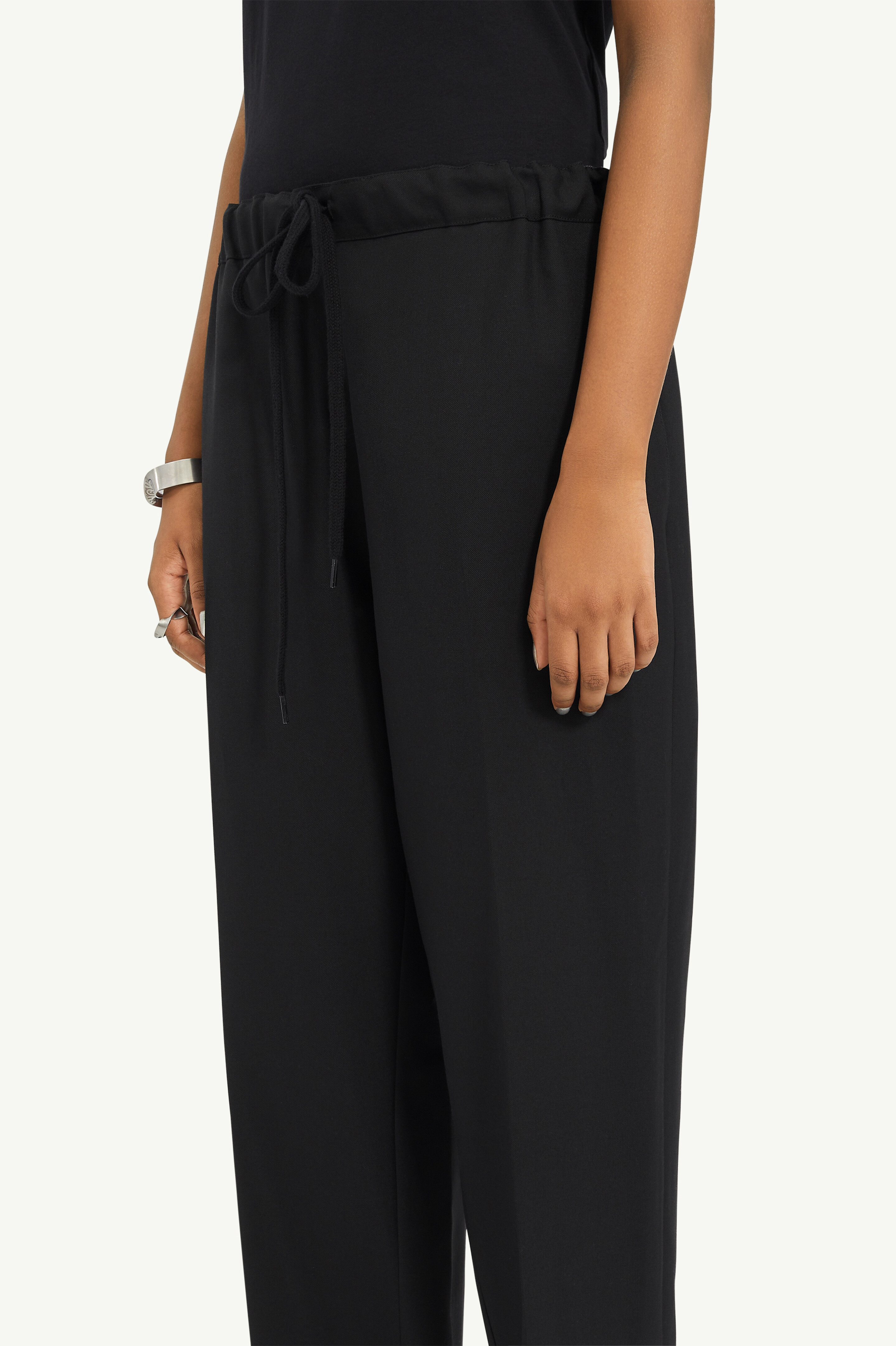 Pantalon de tailleur fuselé noir