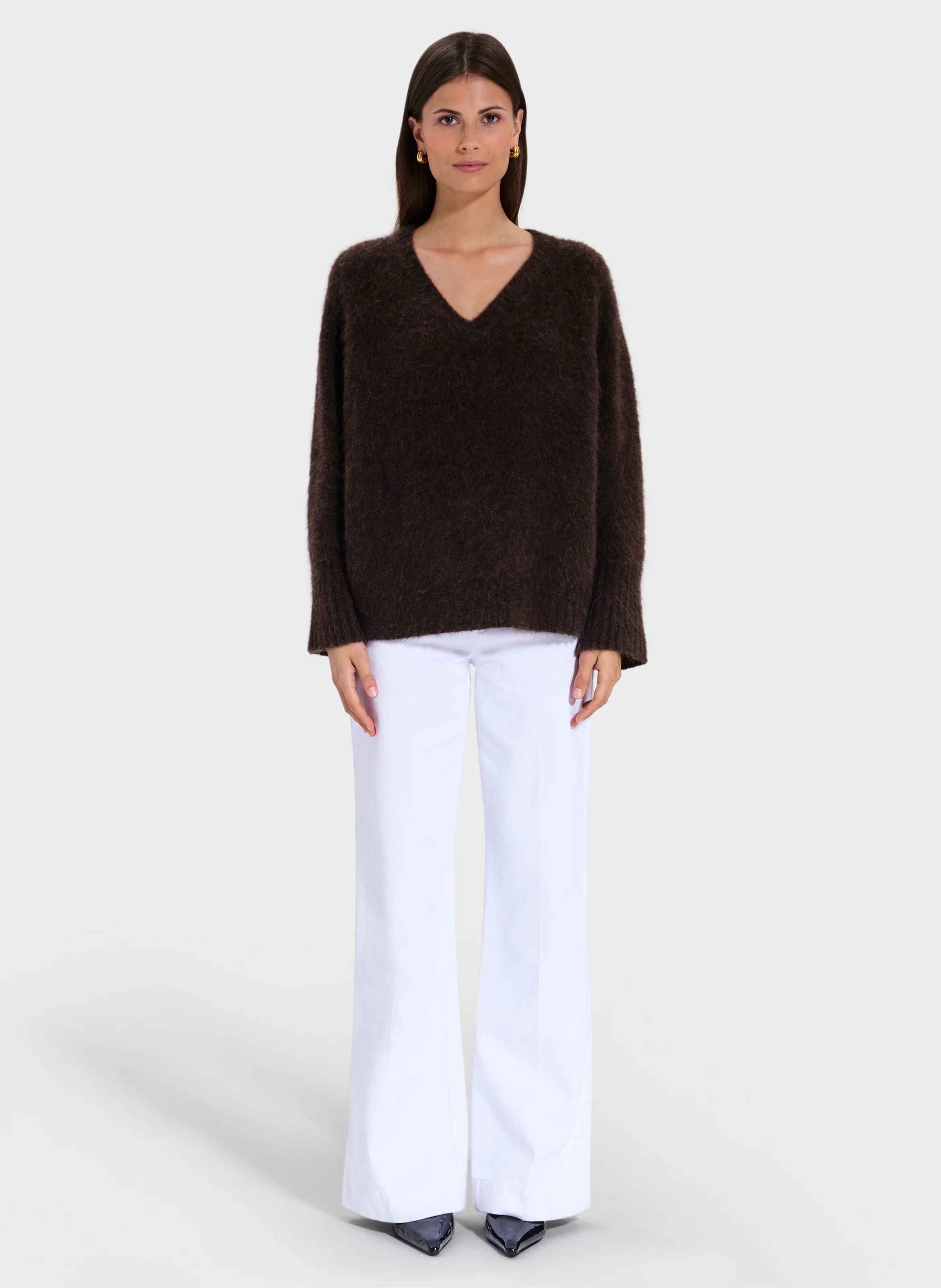 NUVOLA - Pull oversize col V en laine mélangée | Marron