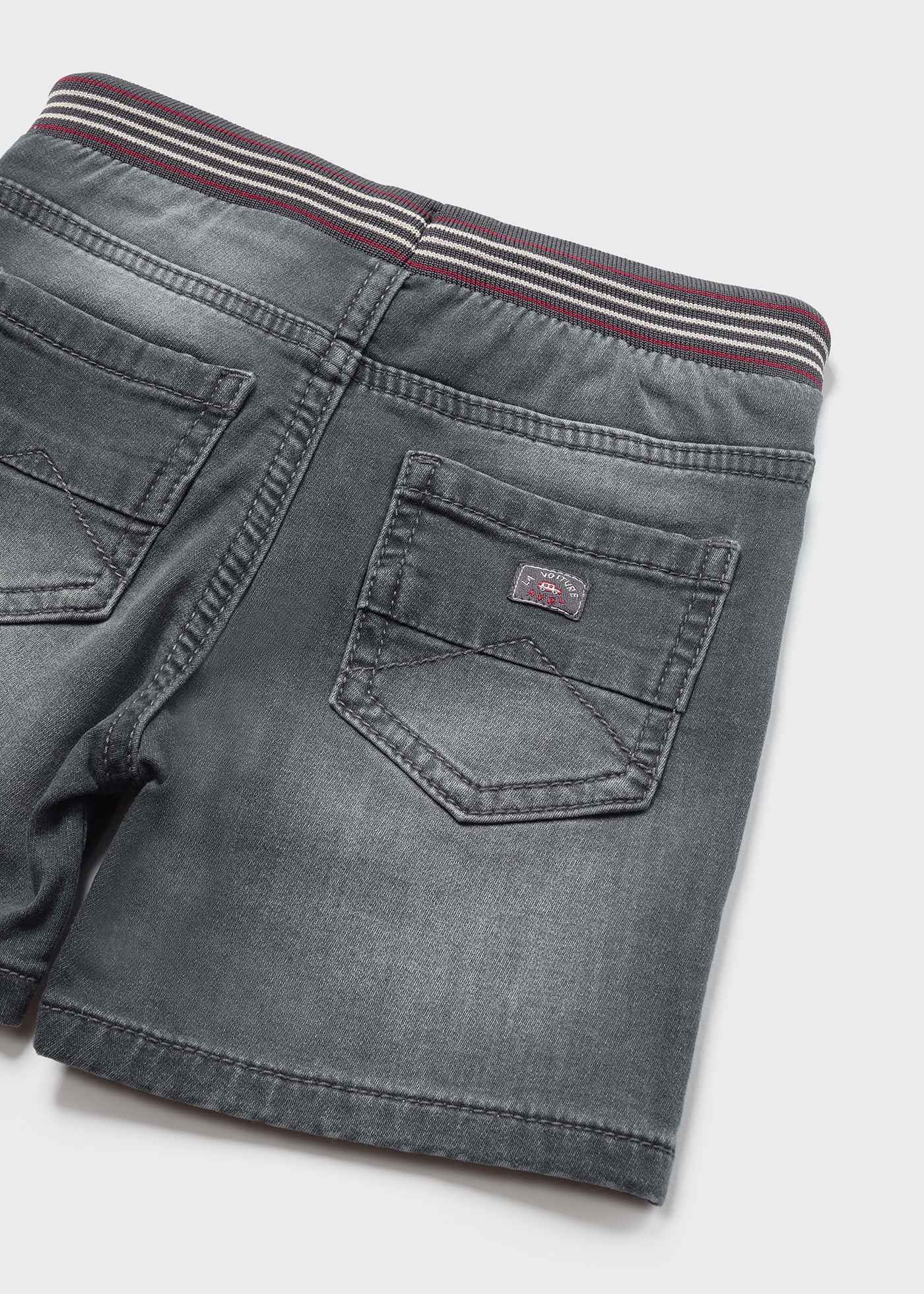 Bermudas de algodão sustentável para bebês