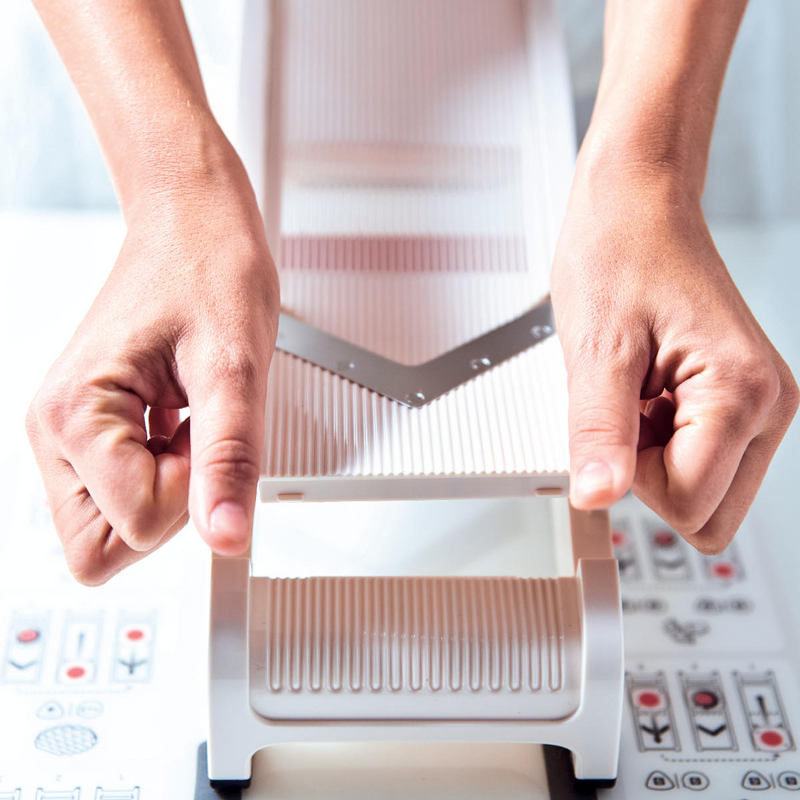 Mandochef® Dein vielseitiger Küchenhelfer für präzises Schneiden