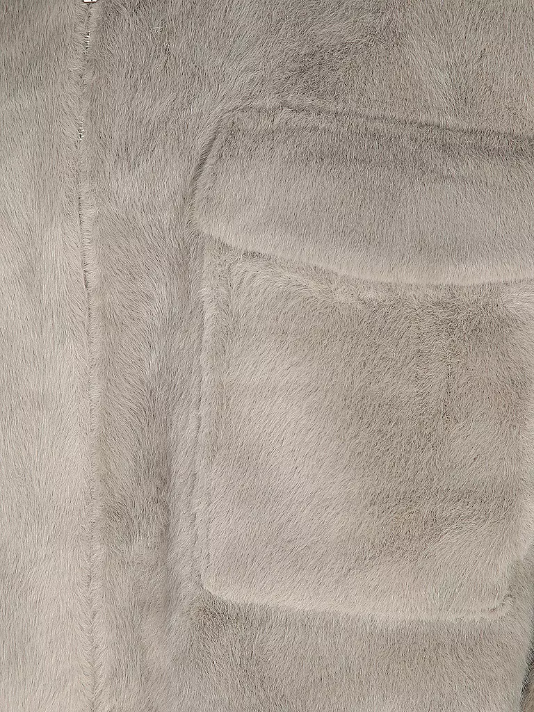 PRIDE TO BE Jacke in Felloptik VANA beige