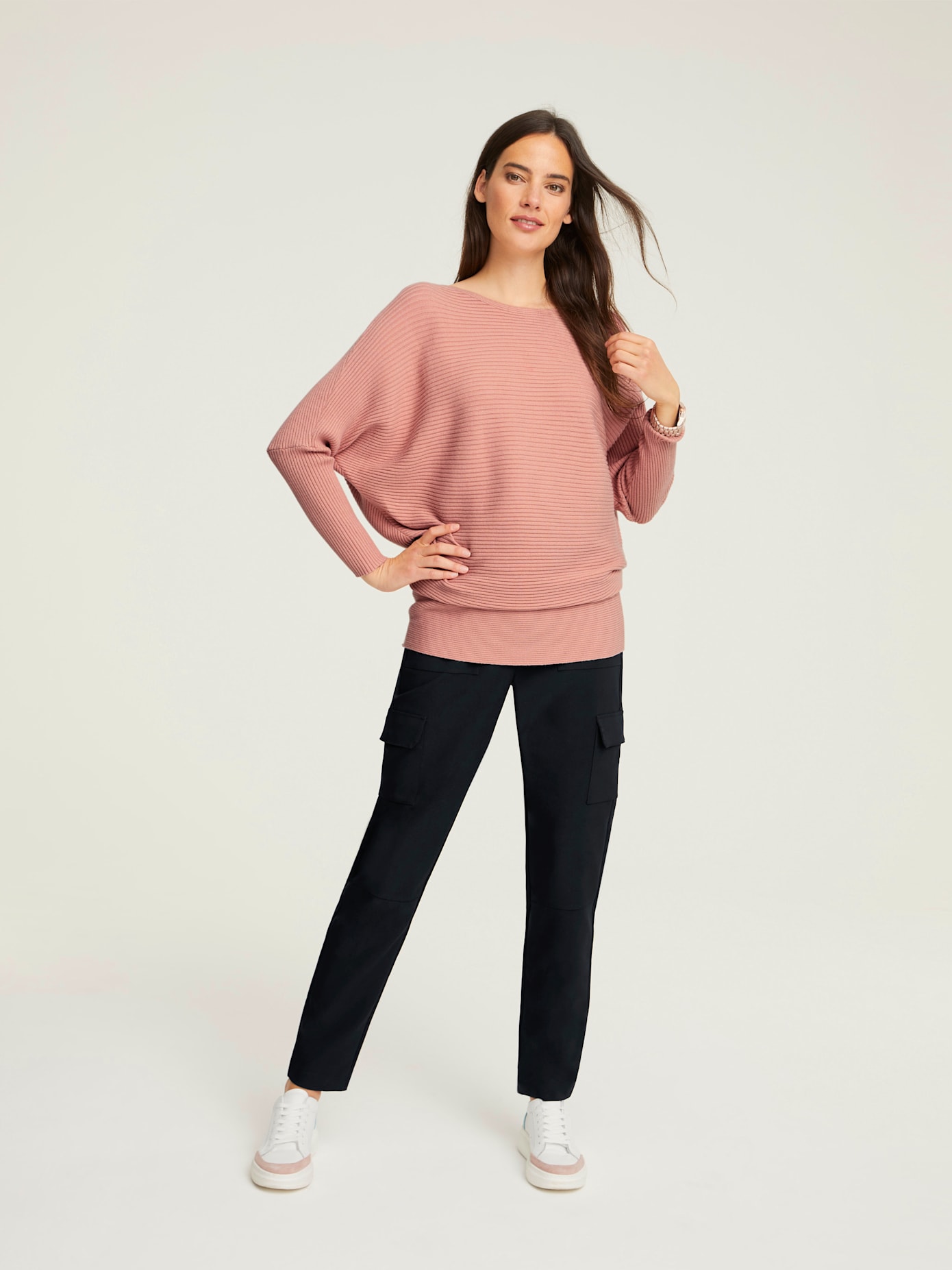 Pull ample tendance