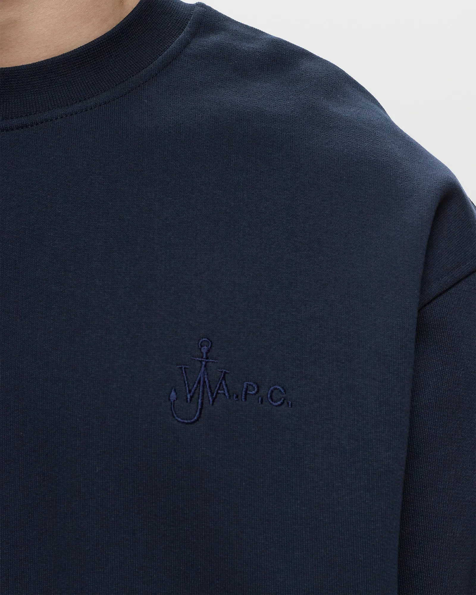 A.P.C. SWEAT RENE (BRODÉ)