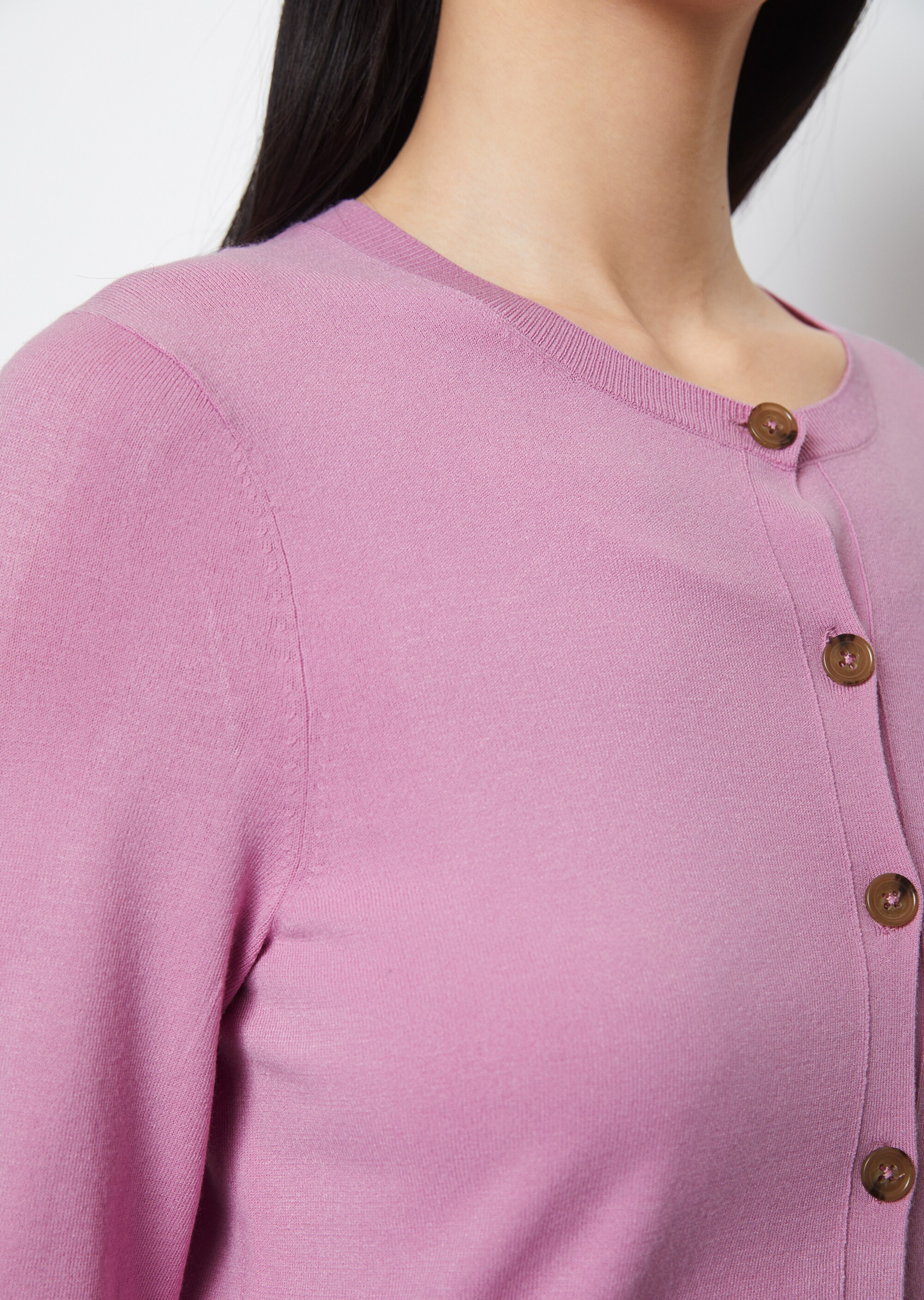 Feinstrick-Cardigan slim aus LENZING™ ECOVERO™