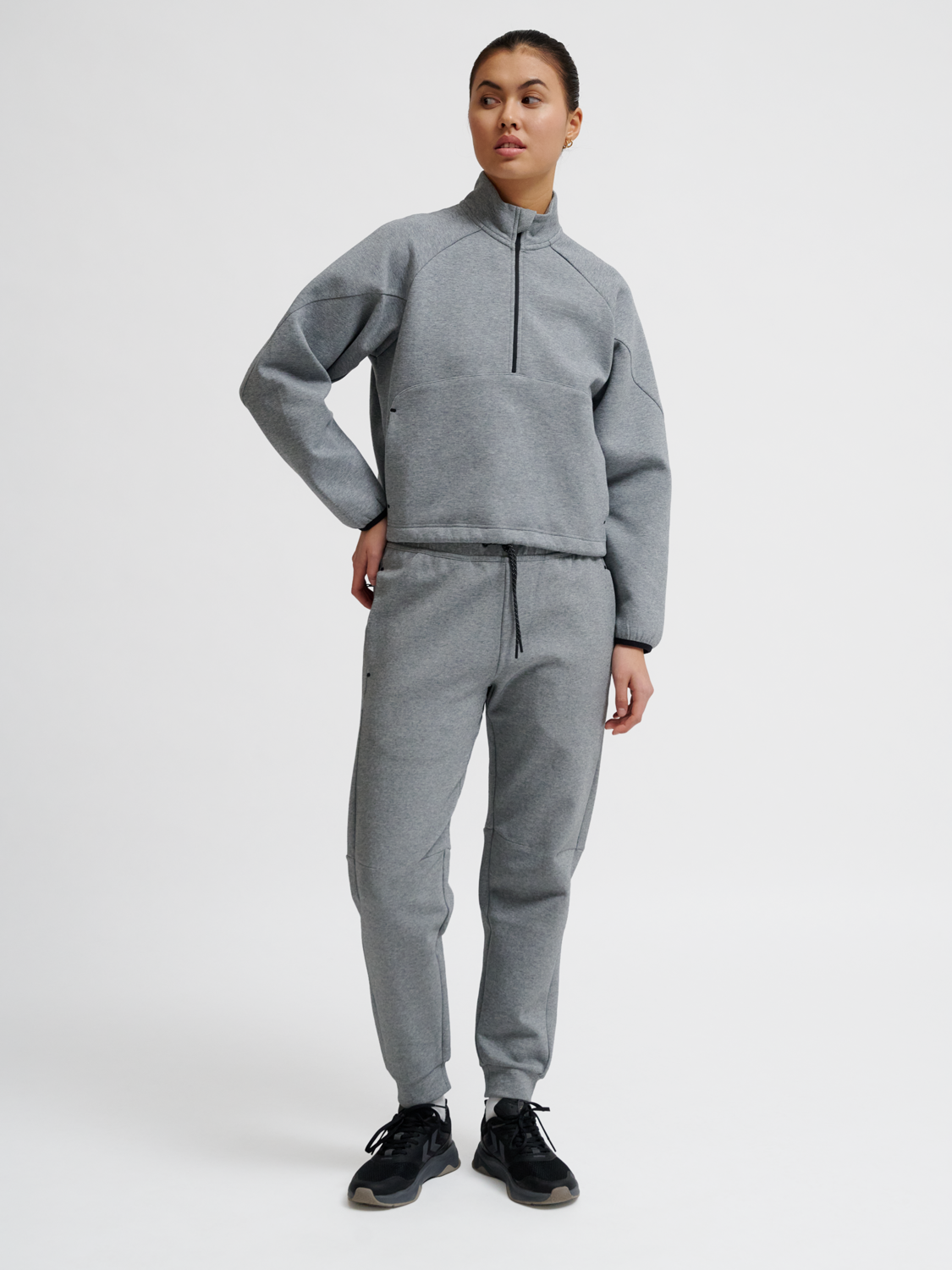 hmlTECH FLEECE WOMEN BOXY HALF ZIP