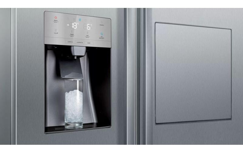 Foodcenter KA93GAIEP<br>Side-by-Side-Kühlgerät mit Eis- und Wasserspender und Barfach