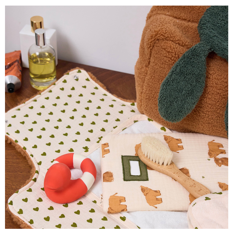 Tapis à langer fausse fourrure - Bébé Highland Petit toi