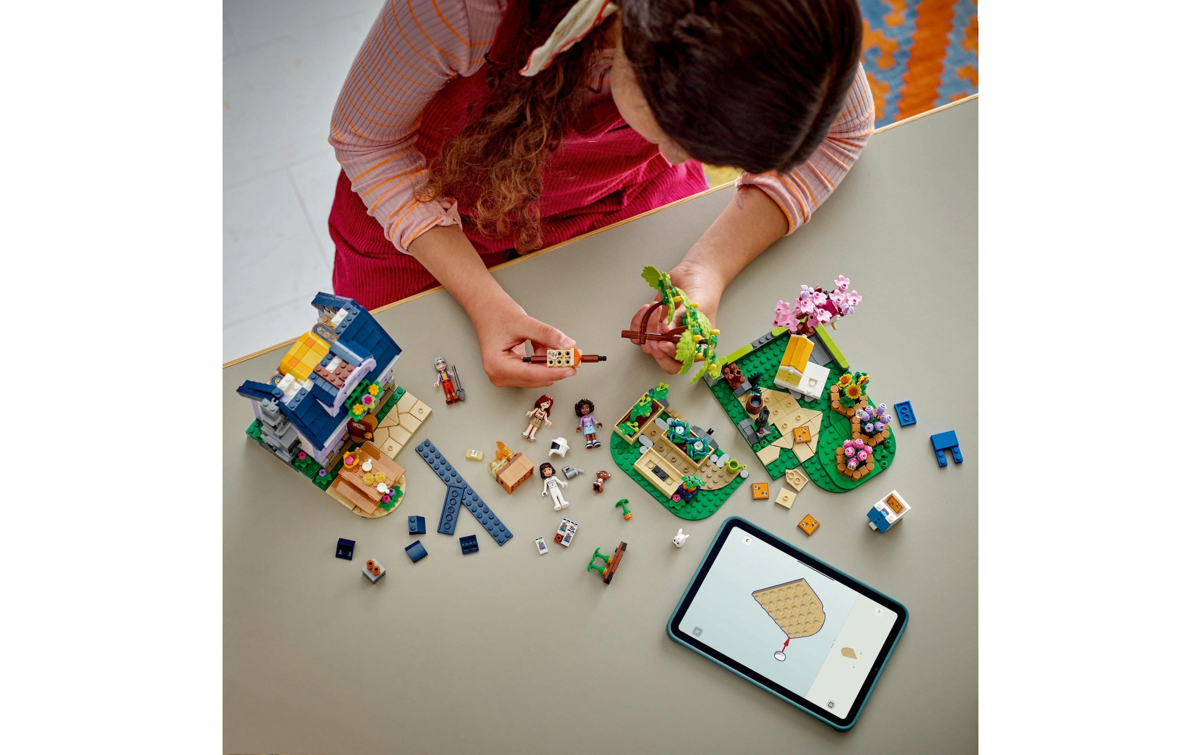 LEGO® Spielbausteine »Friends Haus und Blumengarten der Imker 42669«