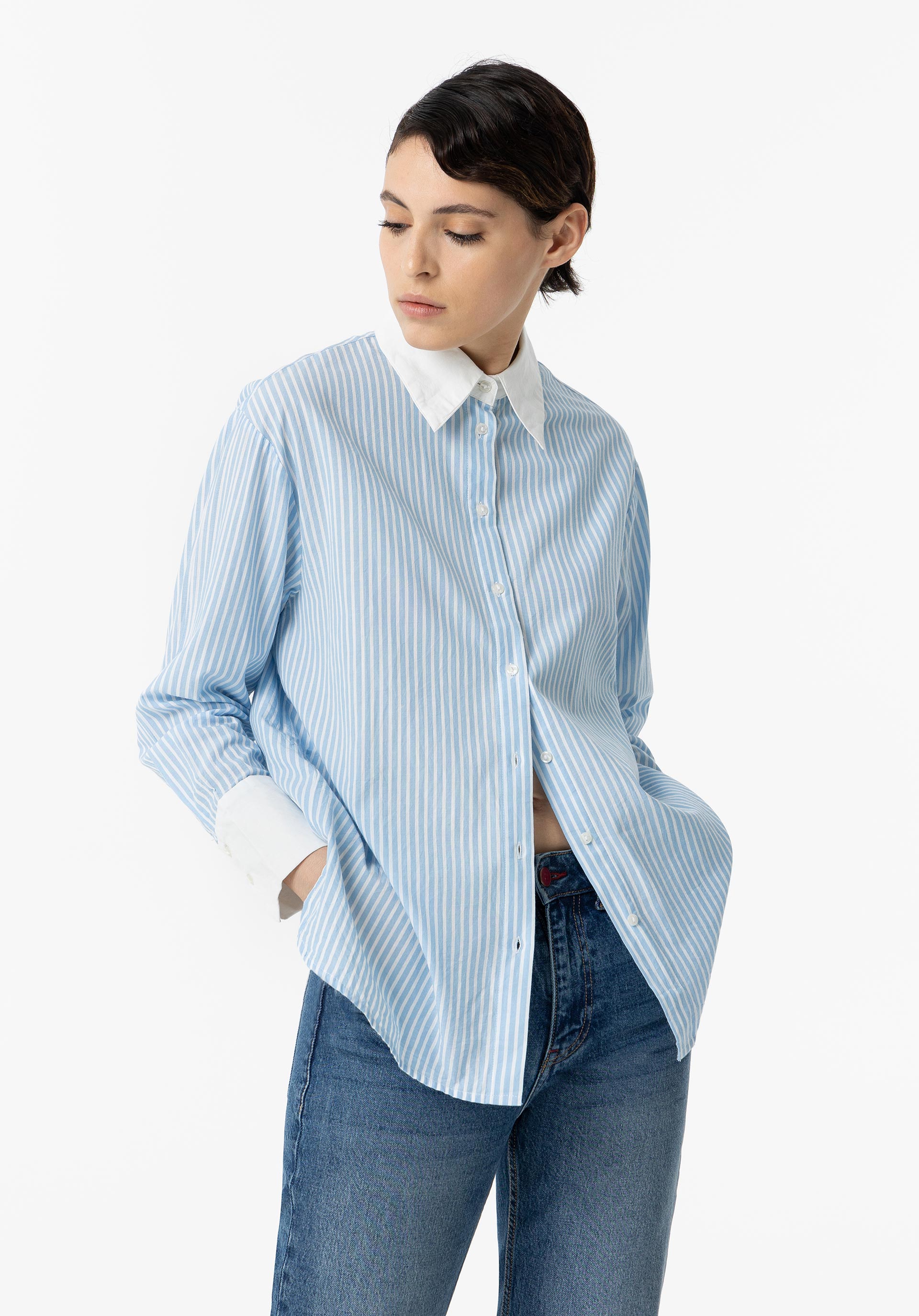 Camisa às Riscas