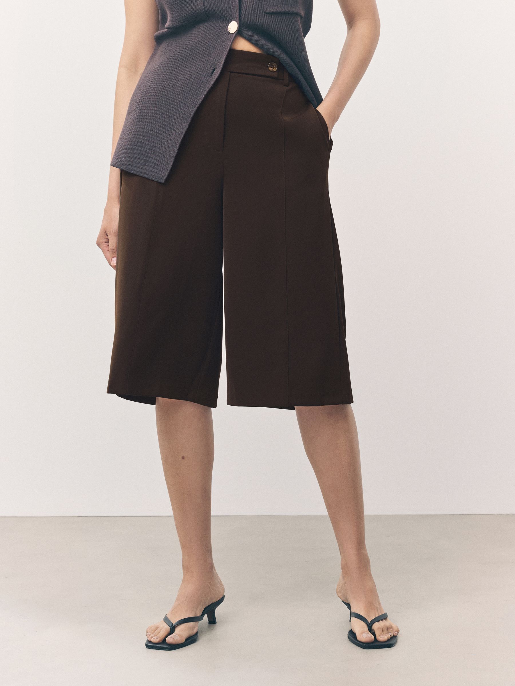 Chocoladebruin - Modieuze lange shorts
