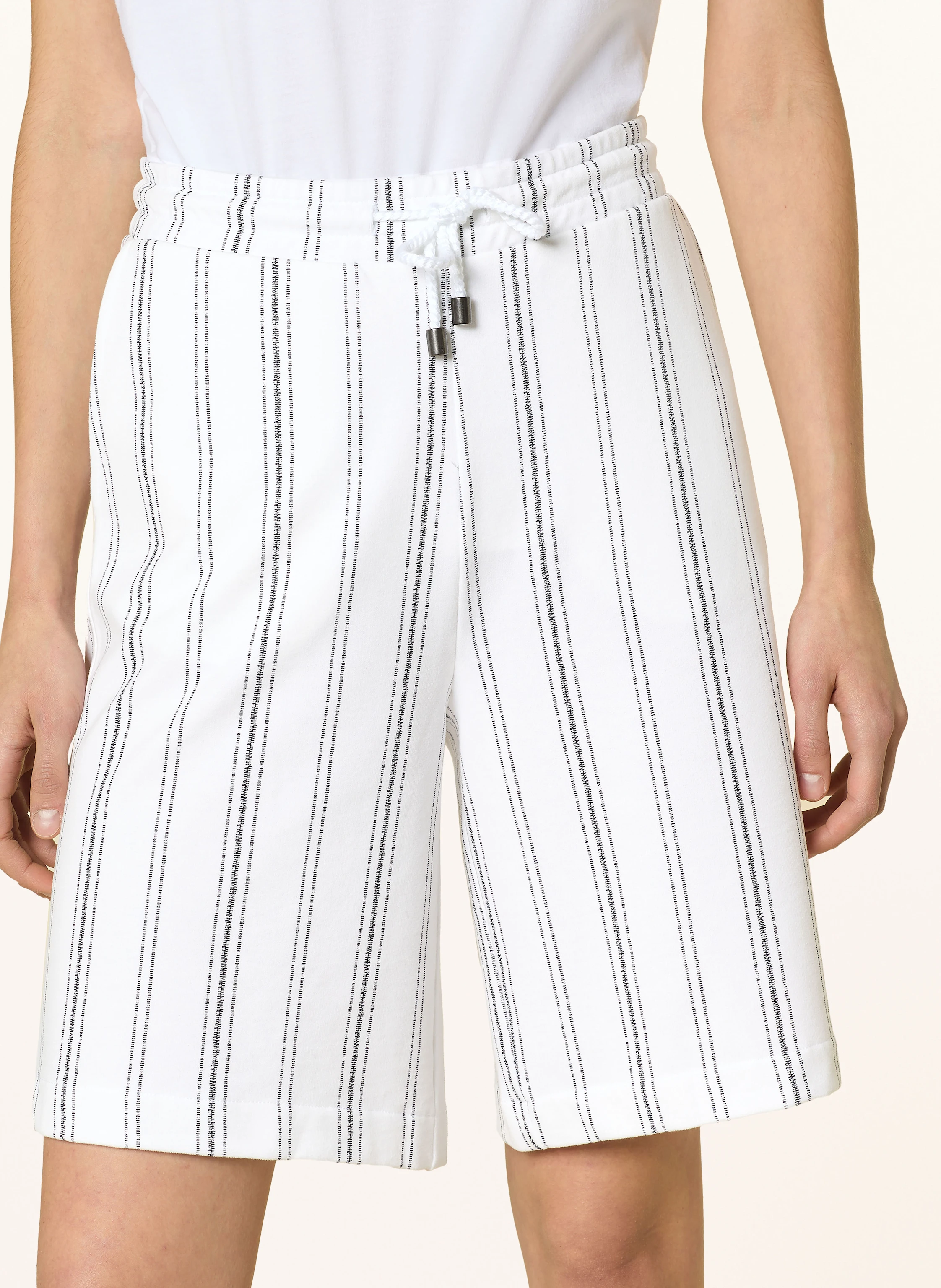 Juvia Sweatshorts BRENDA