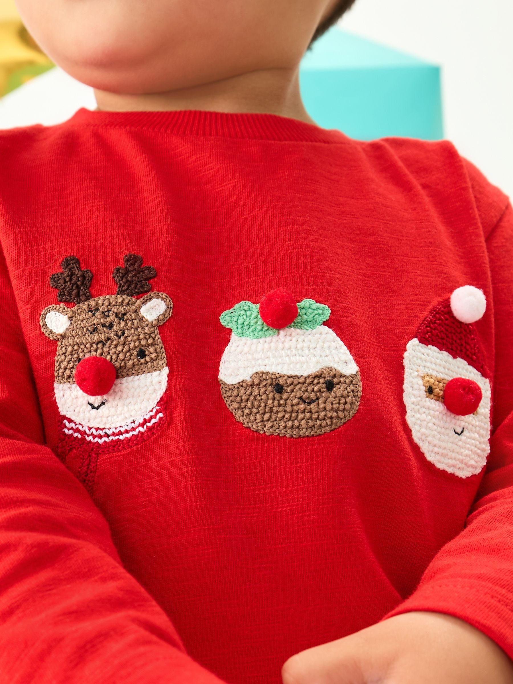 Rode trio-figuurapplicatie - Kerst-T-shirt met lange mouwen (3mnd -8jr)