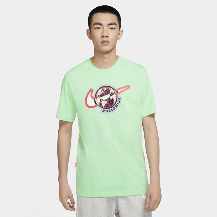 Nike Sportswear T Shirt. Grøn