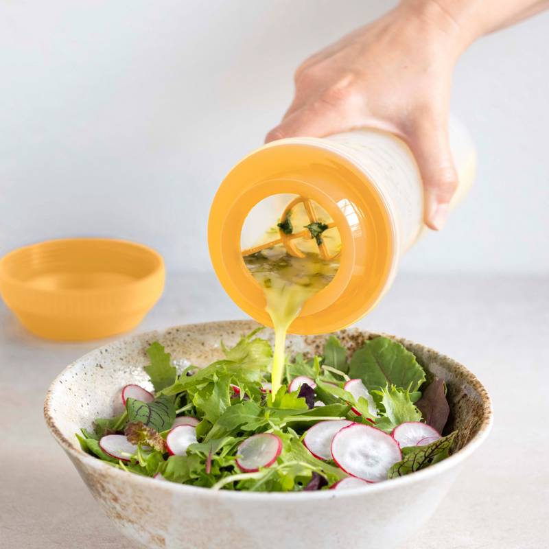 Shaker 750ml Der perfekte Alleskönner für die Zubereitung von Shakes, Dressings, Omeletts, Getränken und mehr!