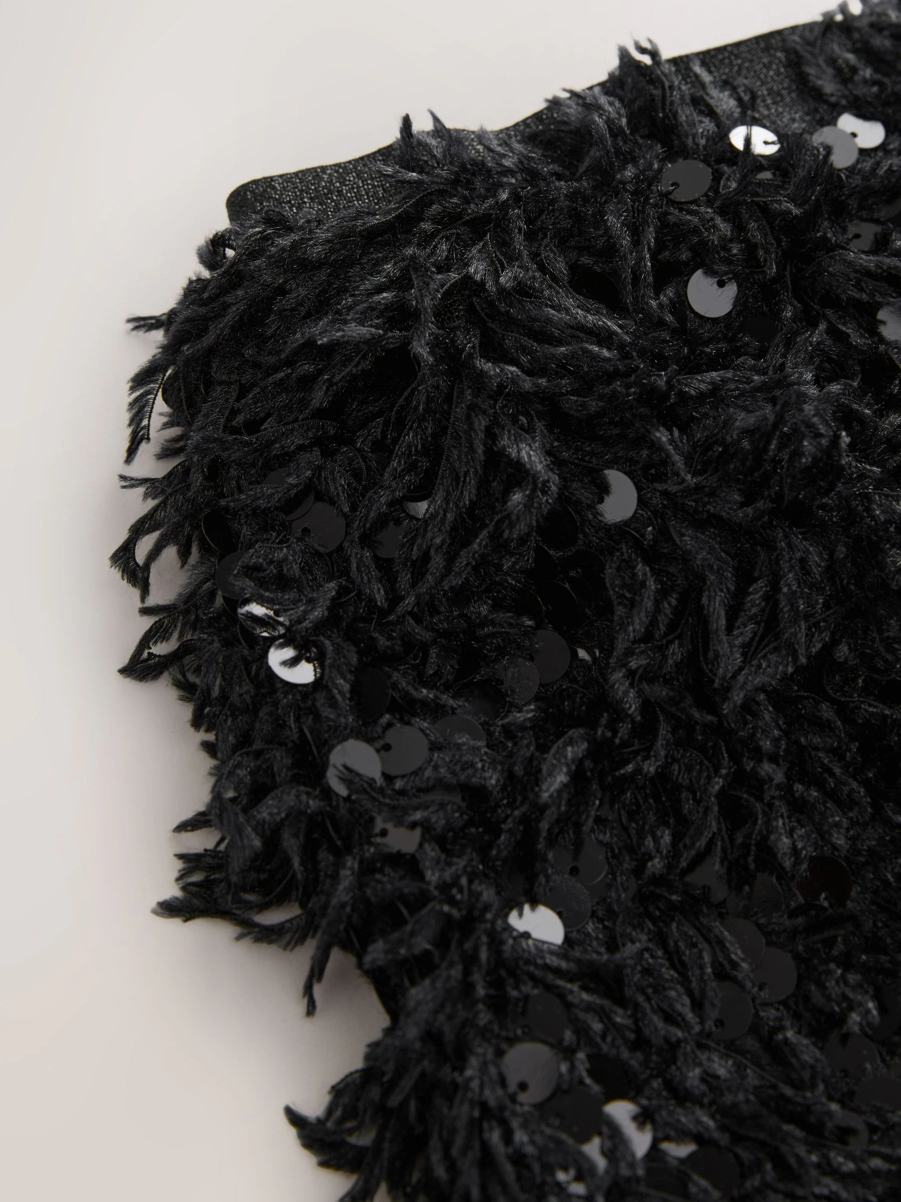 Black Fluffy Sequin - Rok (3-16jr)