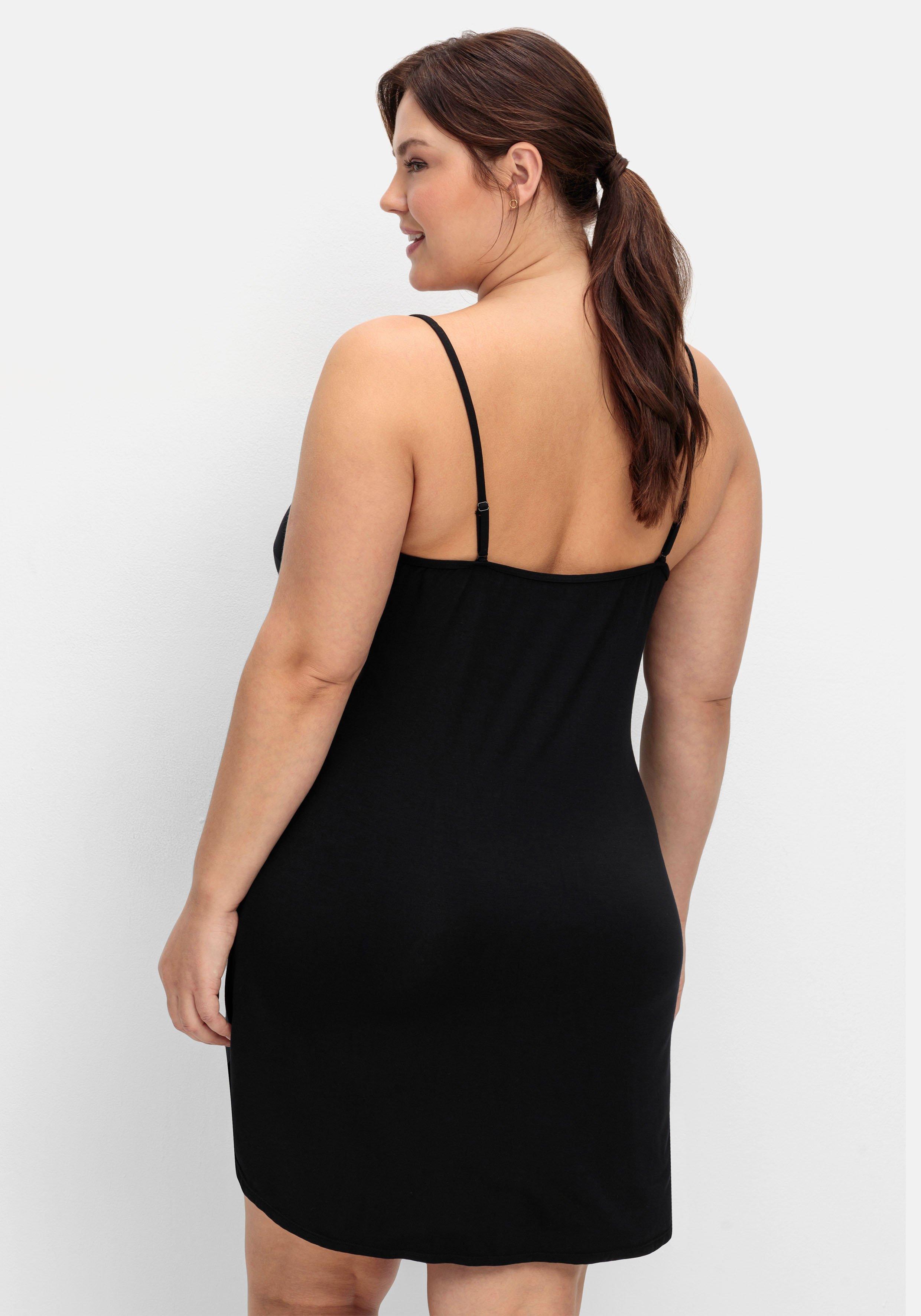 Unterkleid mit verstellbaren Trägern
