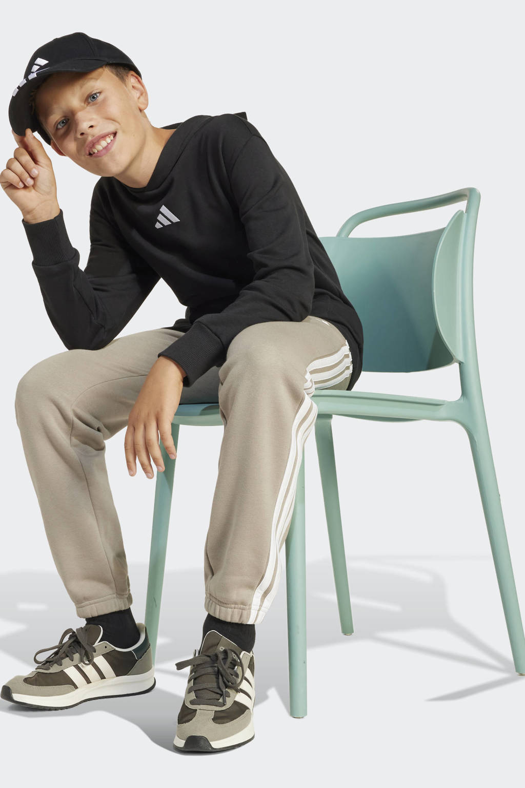 adidas hoodie zwart