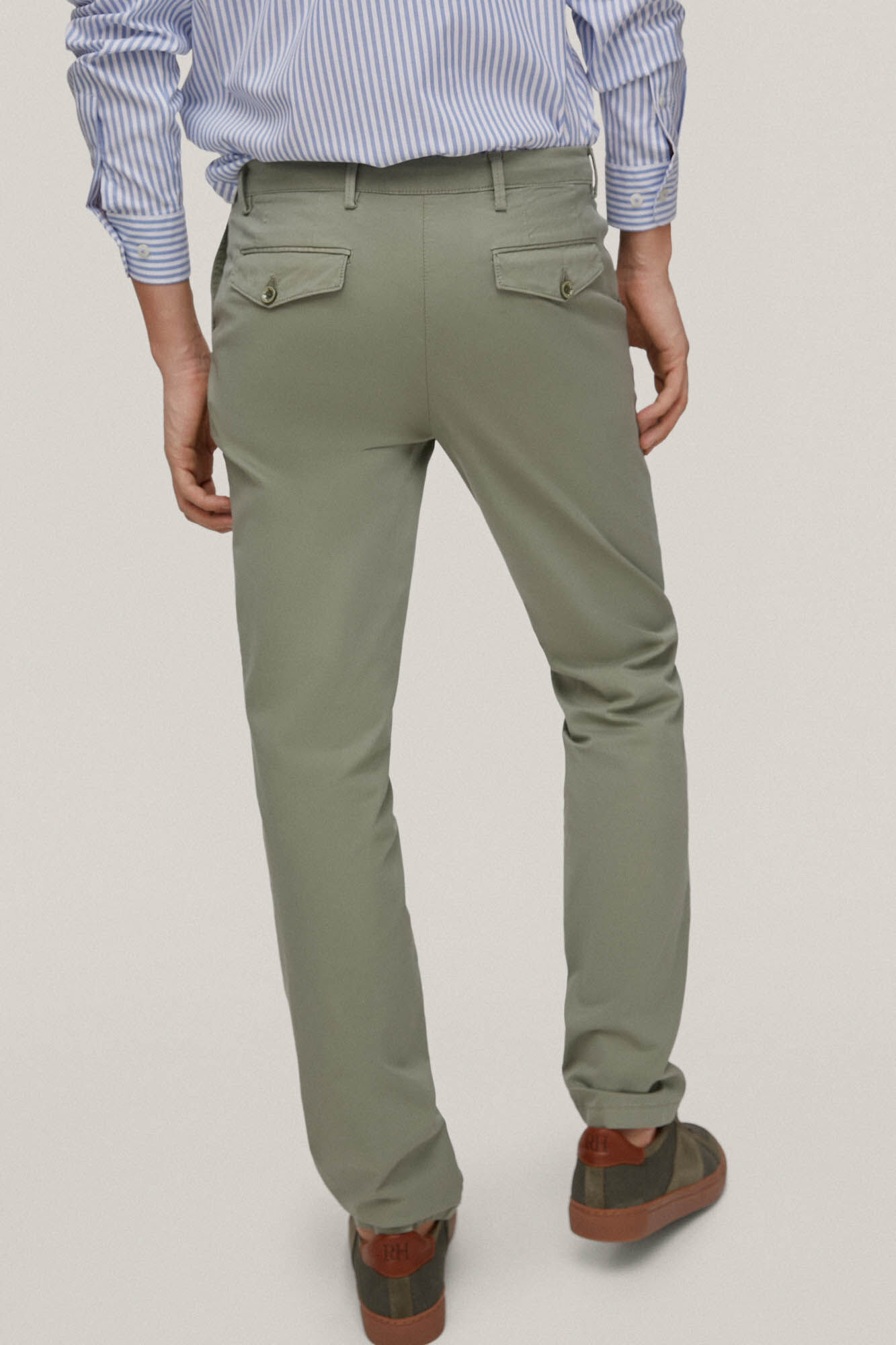 Calça chino premium, leve e de corte slim - Verde