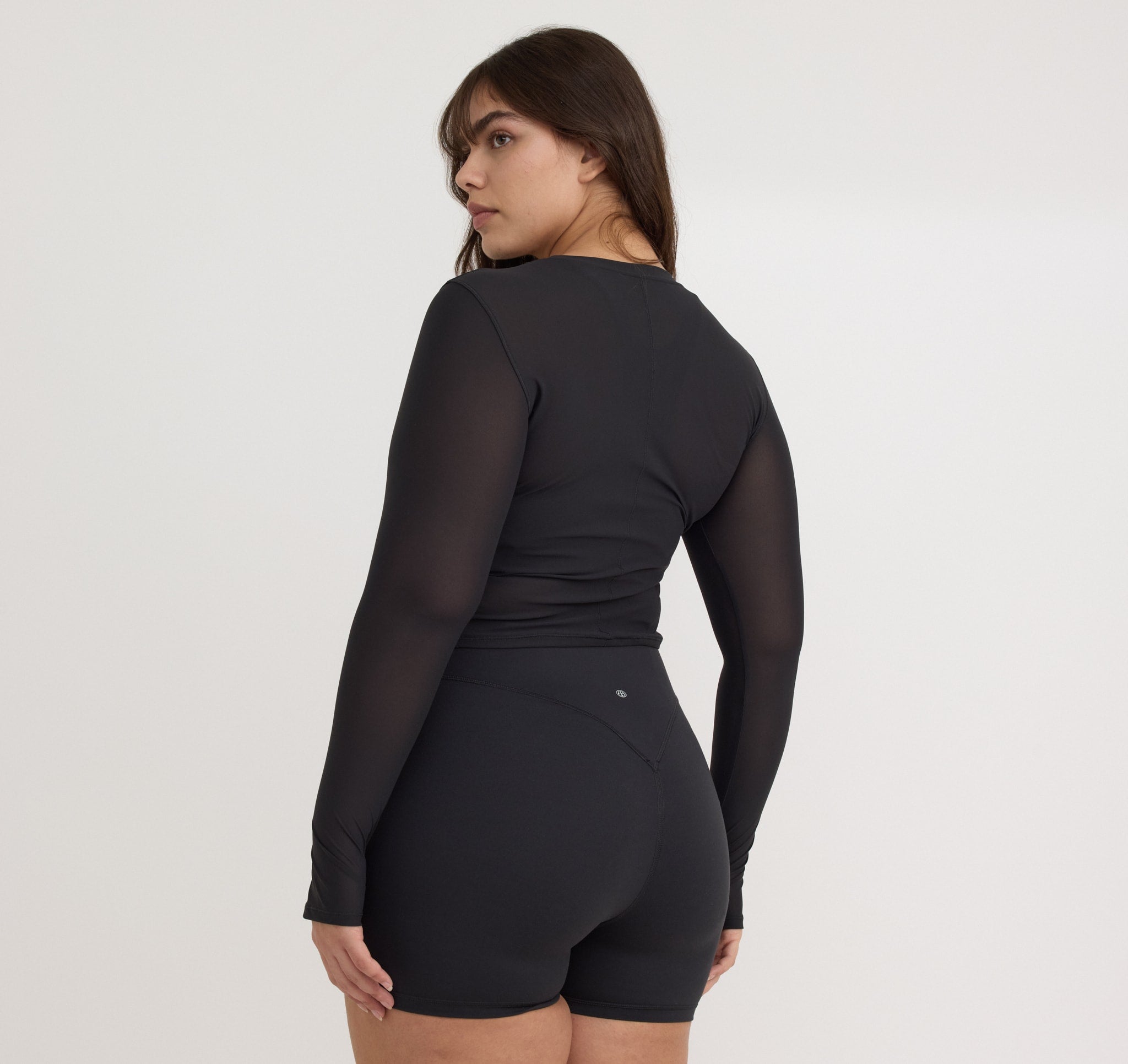 RECYCLED NYLON<br>Active Mesh Long Sleeve Tee