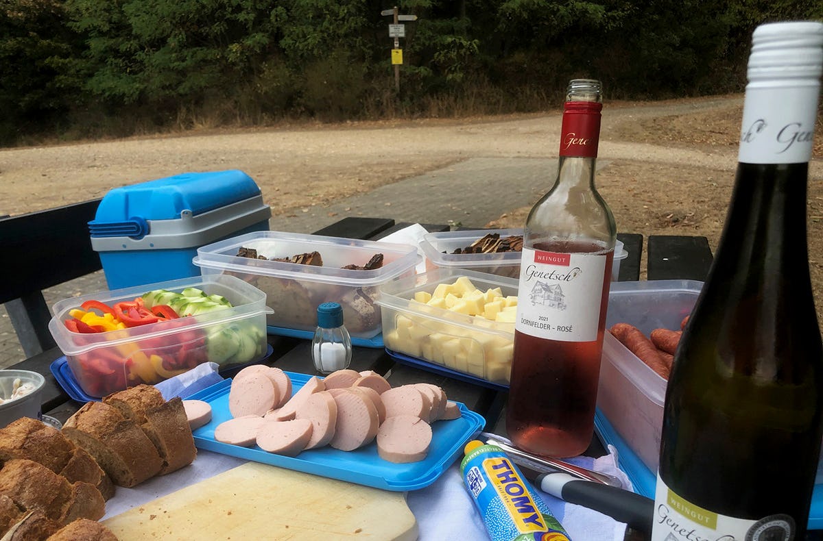 Planwagenfahrt mit Weinprobe Lieser