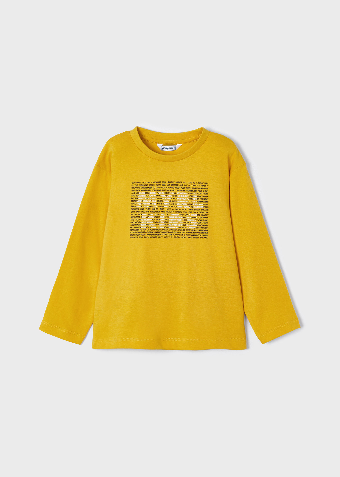 Camiseta Better Cotton com estampa de letras para meninos