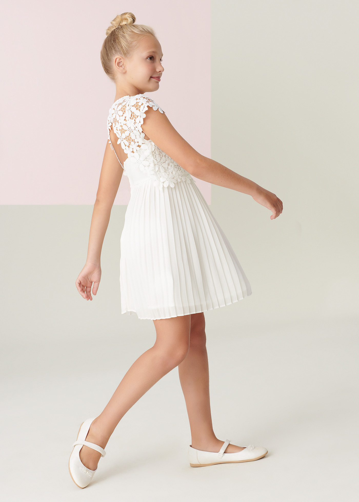 Vestido de guipure combinado para menina