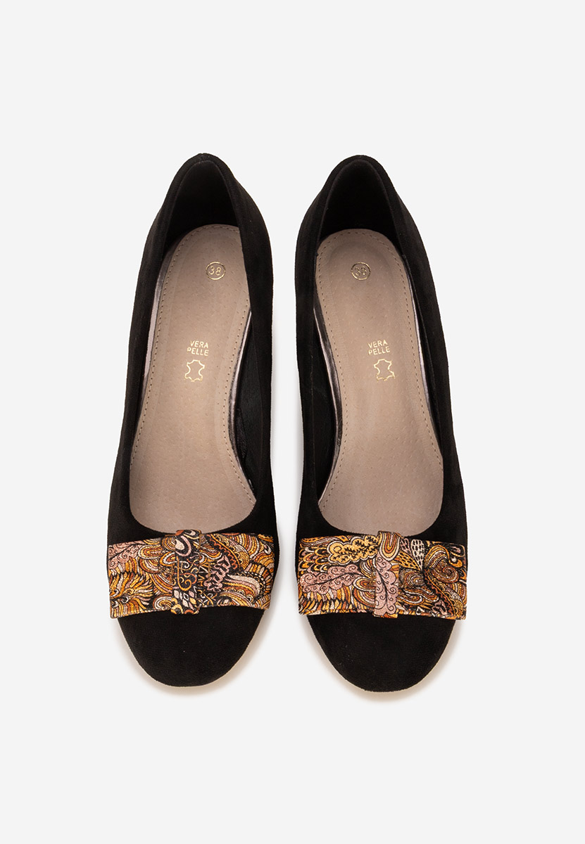 Chaussures à talon épais noirs Zaneira
