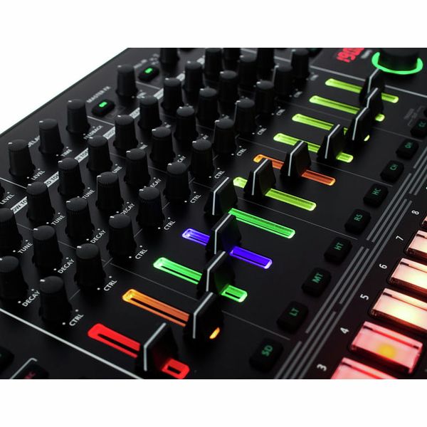 Roland TR-8S Bag Bundle