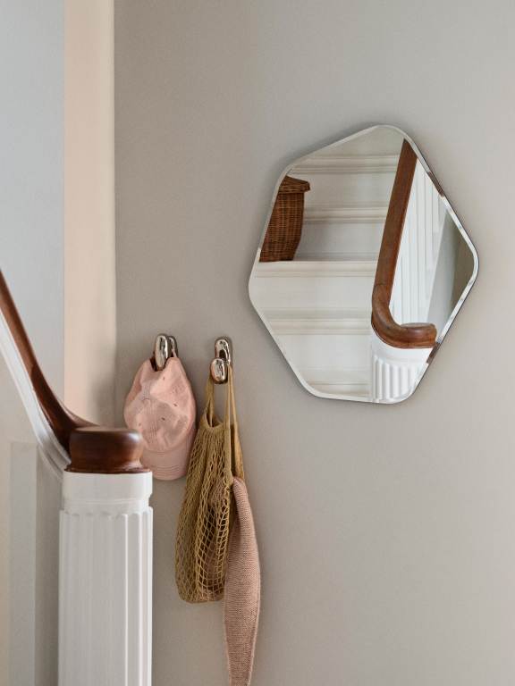 Broste Copenhagen Roberta haak 7x10 Brass Finish