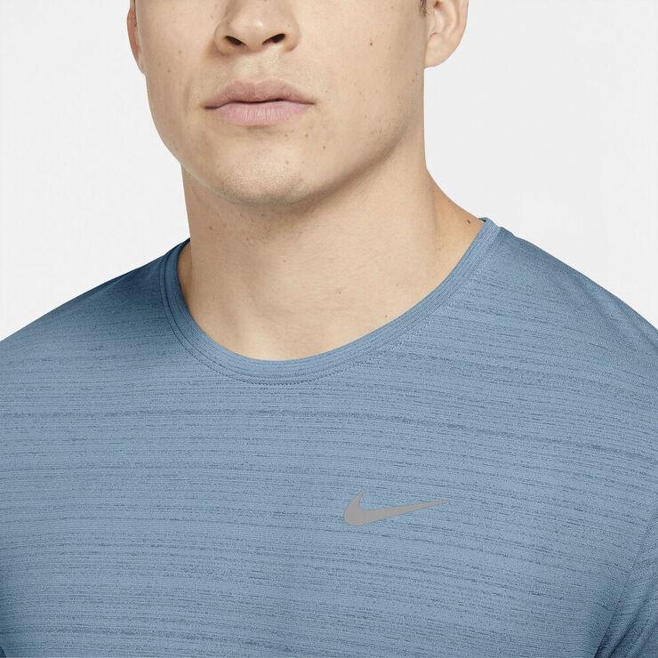 Nike Dri Fit Miler Lobe T Shirt Blå