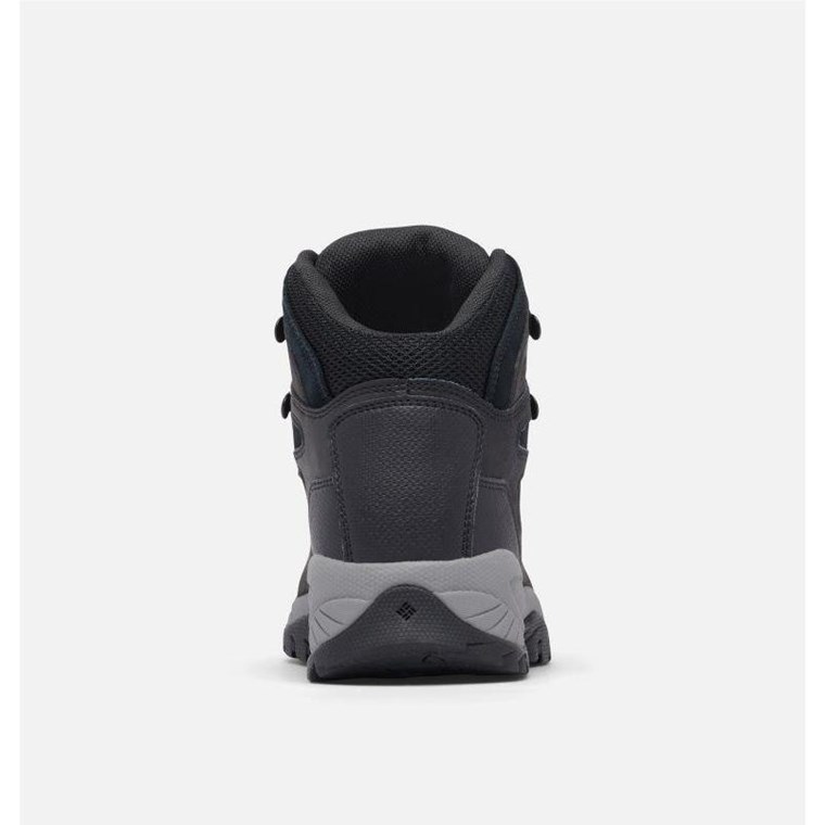 Columbia Newton Ridge Plus