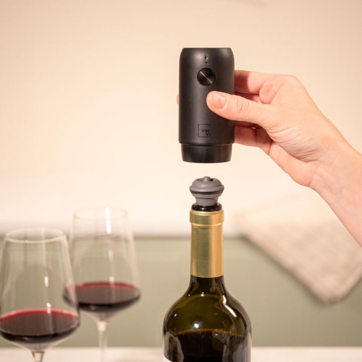 Wine Saver elektrisk vinpumpe, svart