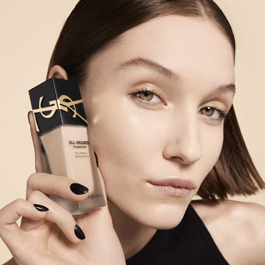 Yves Saint Laurent All Hours Foundation LN3 25ml