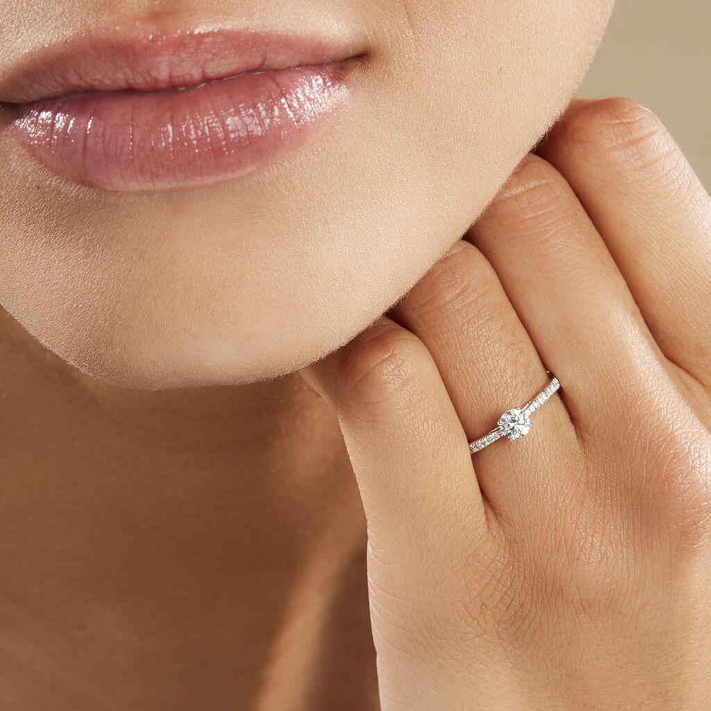 Bague Solitaire Hemera Or Blanc Diamant Synthetique