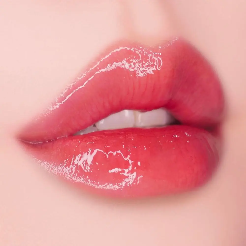 Sisua Popcorn Syrup Lip Plumper No.1 Strawberry Cream