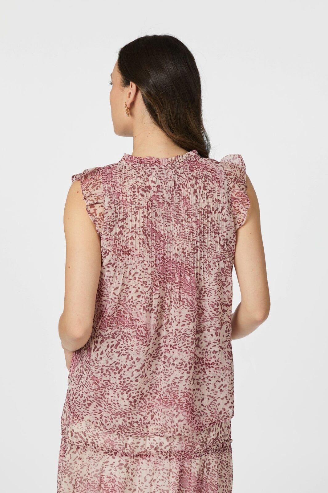 Neo Noir Izar Blur Graphic Top 166059