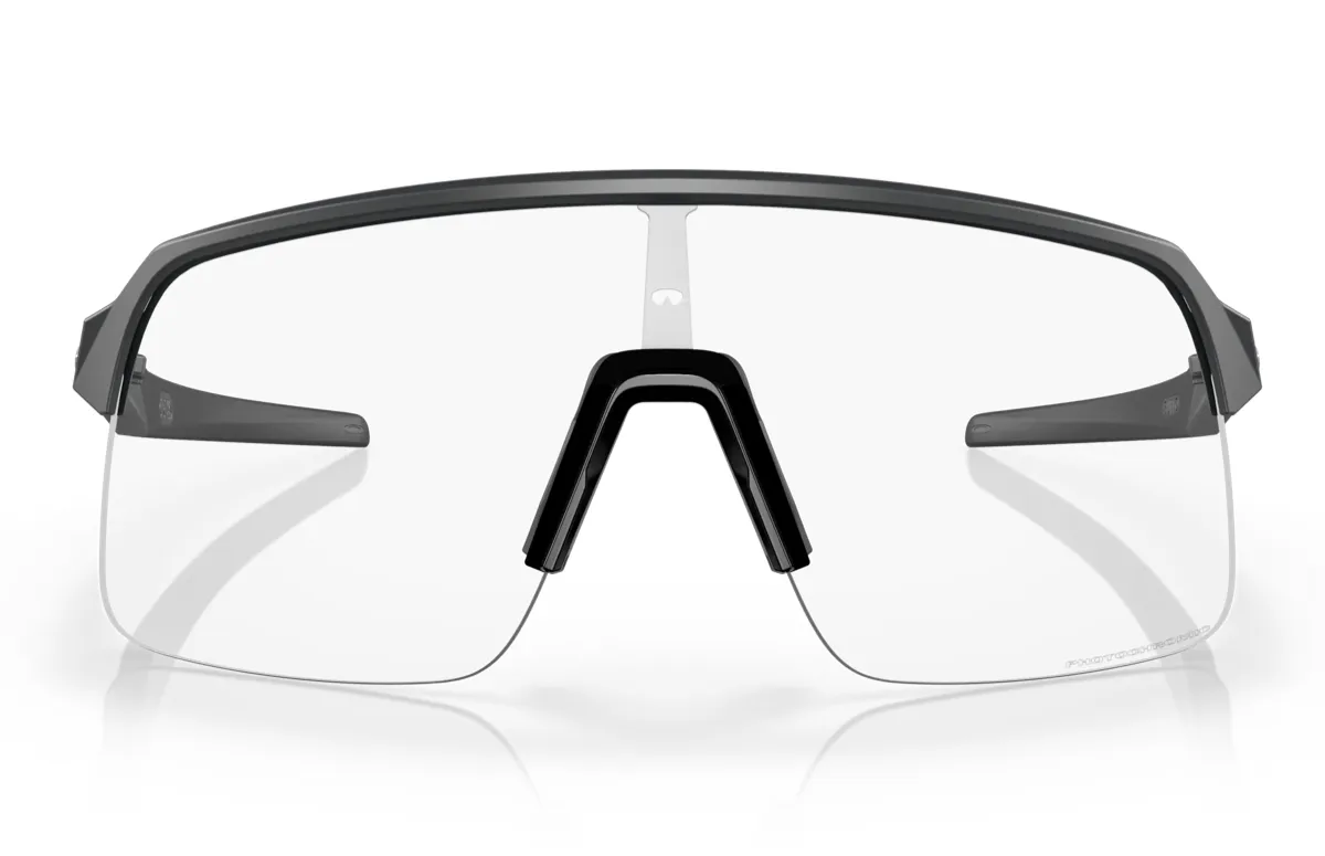 Oakley Sutro Lite Matte Carbon w/ Clear Photochromic