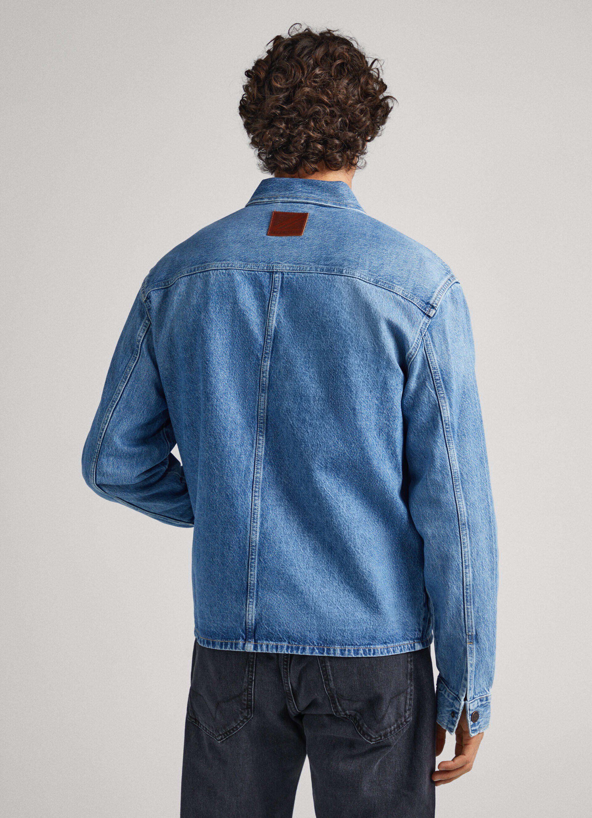 JAQUETA JEANS DE CORTE REGULAR - jeans
