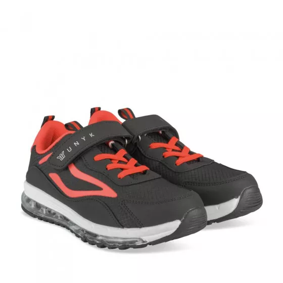 Baskets NOIR UNYK