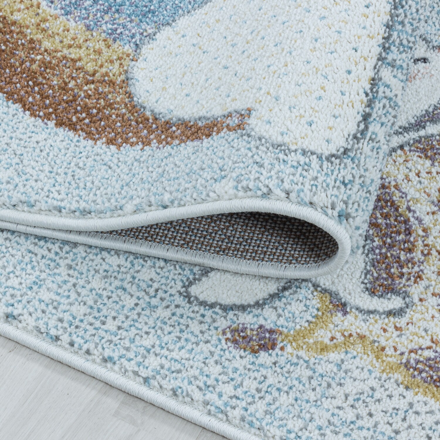 Zauberhafter Kinderteppich: Regenbogen & Giraffe Design | Rechteckig