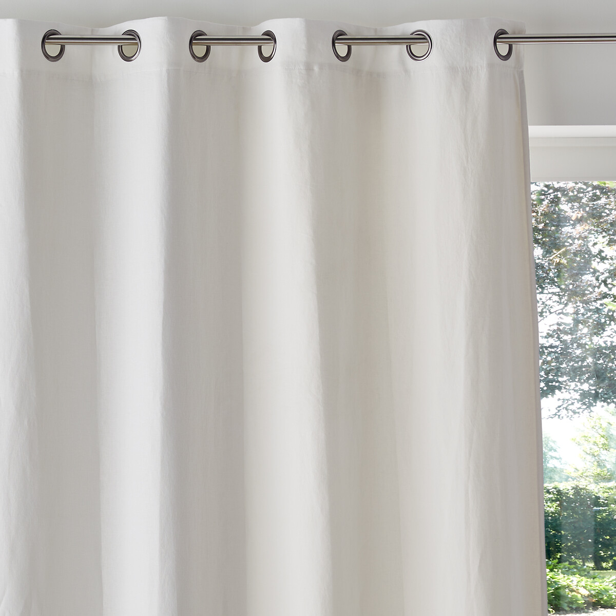 LA REDOUTE INTERIEURS<br>Cortina blackout em linho lavado com ilhós Onega
