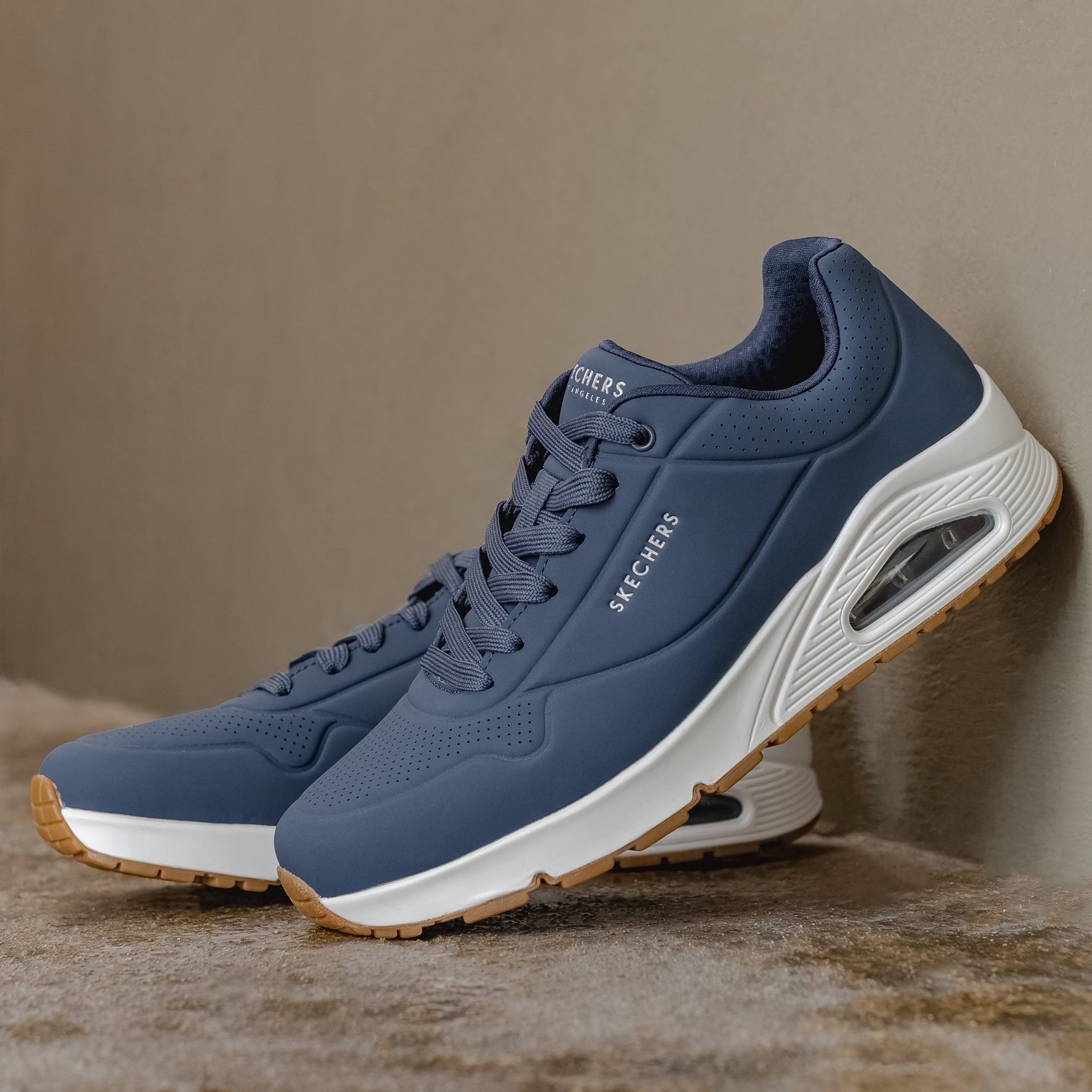 Skechers Sneaker »Uno - Stand on Air«  Freizeitschuh, Halbschuh, Schnürschuh mit Air-Cooled Memory Foam