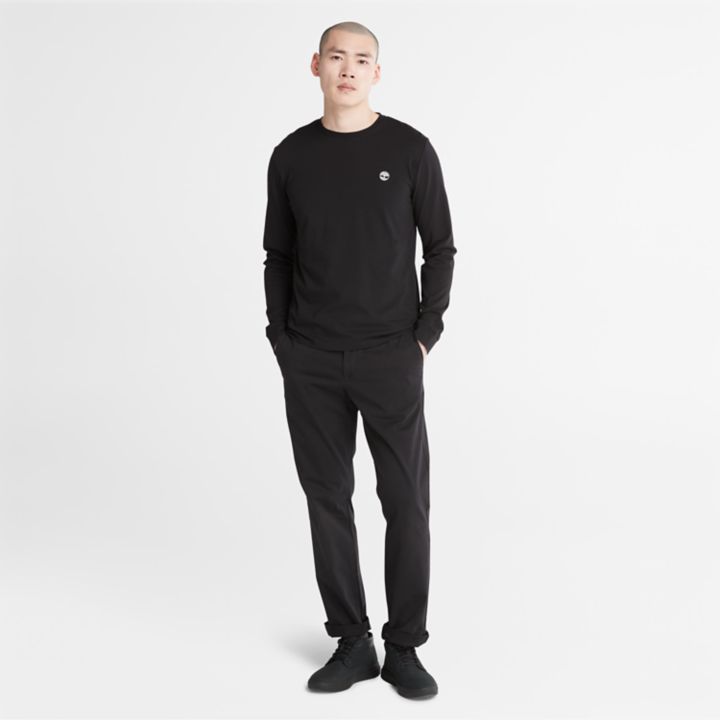 Camiseta masculina Dunstan River LS Crewneck na cor preta.