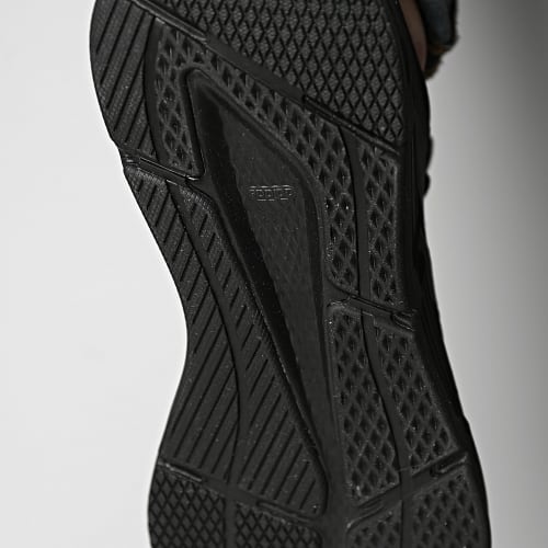 Baskets Questar 2 IF2230 Core Black Carbon